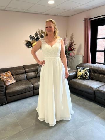 trouwjurk Sample Sale Jarice – 22FE04  beschikbaar voor biedingen