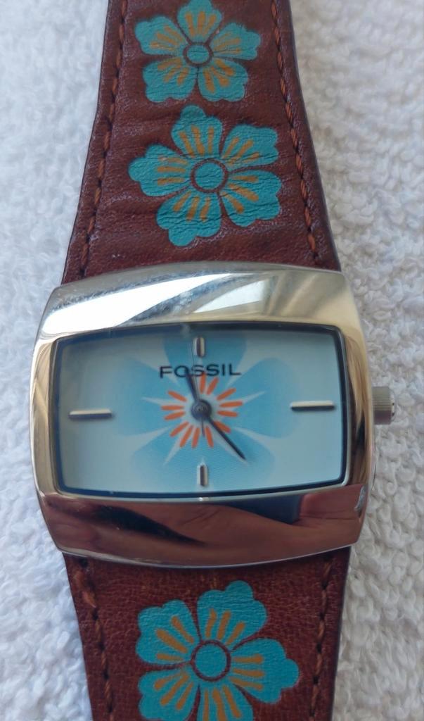 Vintage Dames horloge Fossil bruin/blauw, Sieraden, Tassen en Uiterlijk, Horloges | Antiek, Overige merken, Staal, 1960 of later