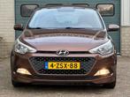 Hyundai I20 zuinige auto / 12 mnd garantie / trekhaak, Auto's, Gebruikt, Euro 6, 4 cilinders, Bruin