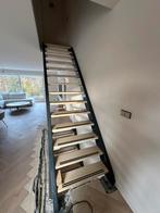 2 x Stalen trap met houten treden, Doe-het-zelf en Verbouw, Ladders en Trappen, Ophalen, Gebruikt, Trap, 2 tot 4 meter
