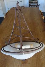 Mooie hanglamp: melkglas en metaal, Ophalen, Zo goed als nieuw, Glas, 50 tot 75 cm