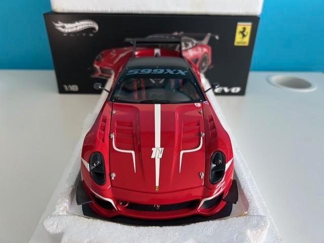 FERRARI 599XX EVO #11 1:18 HOT WHEELS ELITE, Hobby en Vrije tijd, Modelauto's | 1:18, Zo goed als nieuw, Auto, Hot Wheels, Ophalen of Verzenden