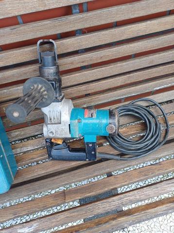 2 hamerboren, Makita en Einhell incl. div. boren beschikbaar voor biedingen