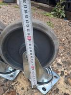 Grote zwenkwielen 24 cm hoog, Ophalen of Verzenden, Zo goed als nieuw