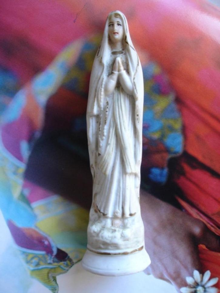 ﻿UNIEK BISCUIT PORSELEIN 1850 MARIA VUIST BEELDJE - wvq, Antiek en Kunst, Antiek | Porselein, Verzenden