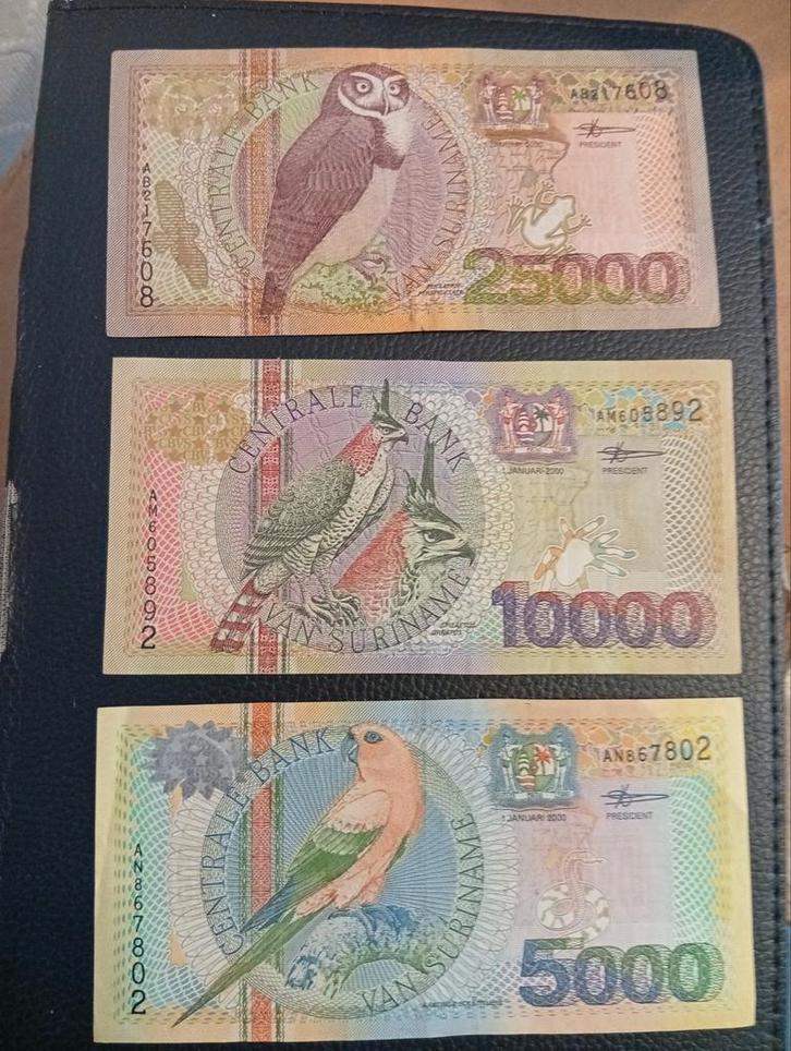 25000 Gulden + Biljetten suriname vogel serie jaar 2000, Postzegels en Munten, Bankbiljetten | Nederland, Setje, Euro's, Ophalen of Verzenden
