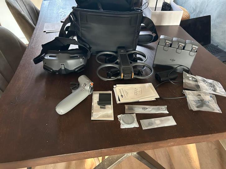 DJI Avata 2 FPV Drone Pro Combo - Amper gebruikt!, Audio, Tv en Foto, Drones, Zo goed als nieuw, Ophalen