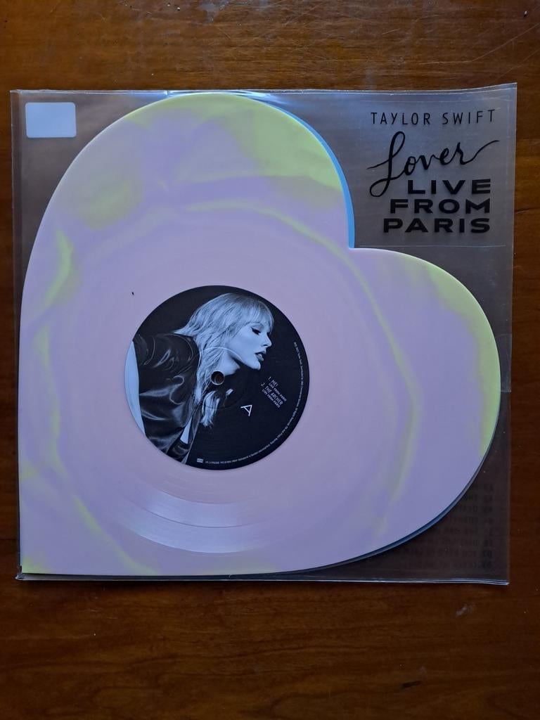 Taylor Swift lover live from Paris dubbel vinyl, Cd's en Dvd's, Vinyl | Pop, Ophalen of Verzenden, 2000 tot heden, Zo goed als nieuw