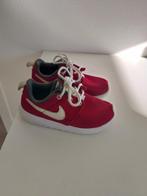 NIKE schoenen maat 27, Kinderen en Baby's, Babykleding | Schoentjes en Sokjes, Ophalen, Jongetje of Meisje, Schoentjes