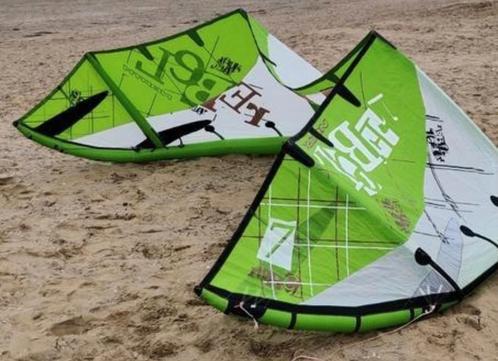 6m flysurfer kite 9m north kite en 13m Slingshot kite + bars, Watersport en Boten, Kitesurfen, Gebruikt, Geen board, Ophalen of Verzenden