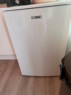 Diepvries DOMO, 200 liter of meer, Ophalen, Zo goed als nieuw, Met vriesvak