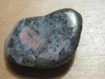 ede. 4x grotere edelsteen WAGNERIET (7) beschikbaar voor biedingen