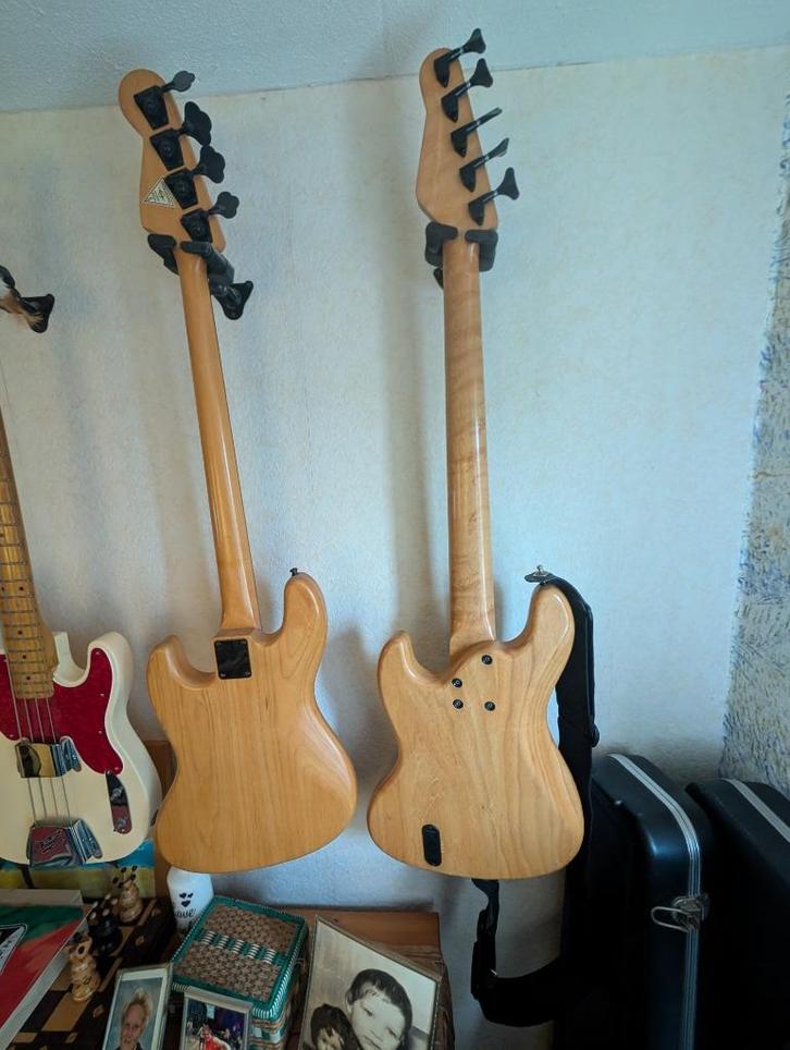 2 Godin basgitaren custom samengebouwd als Axess Groove bass, Muziek en Instrumenten, Effecten, Zo goed als nieuw, Ophalen
