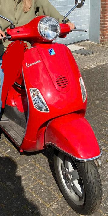 Vespa LX 2T 2010 - Zeer Goede Staat! beschikbaar voor biedingen