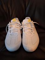 Puma Porsche Design Schoenen - Maat 41, Puma, Wit, Ophalen of Verzenden, Sneakers of Gympen