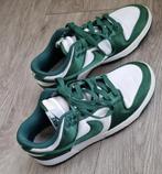 Groene Nike Dunk maat 38, Kleding | Dames, Schoenen, Nike, Ophalen of Verzenden, Sneakers of Gympen, Gedragen