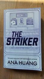 The striker by Ana Huang, Ophalen of Verzenden, Zo goed als nieuw, Ana Huang