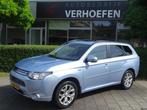 Mitsubishi Outlander 2.0 PHEV Instyle+ - PANORAMADAK - CLIMA, Auto's, Mitsubishi, Zwart, 4 cilinders, USB, Blauw
