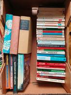 Detectives, thrillers & spionage – een doos vol spanning!, Ophalen of Verzenden, Gelezen