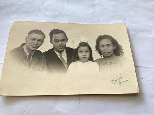 Vintage Familiefoto, 1947, Ned. Indië Connectie, Verzamelen, Foto's en Prenten, Ophalen of Verzenden