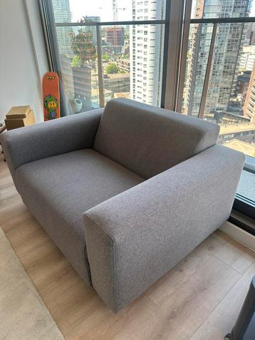 Luxe love seat lounge seat grijs  beschikbaar voor biedingen