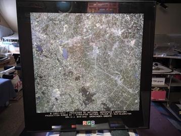 Satellietfoto N-Drenthe/Groningen, jaren '90 beschikbaar voor biedingen