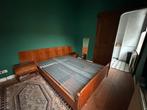 Vintage houten bed 150x200 met nachtkastjes, Ophalen, Zo goed als nieuw, Tweepersoons, Deens design
