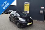 Peugeot 107 1.0-12V XS, Auto's, Stof, Gebruikt, Metallic lak, 4 stoelen