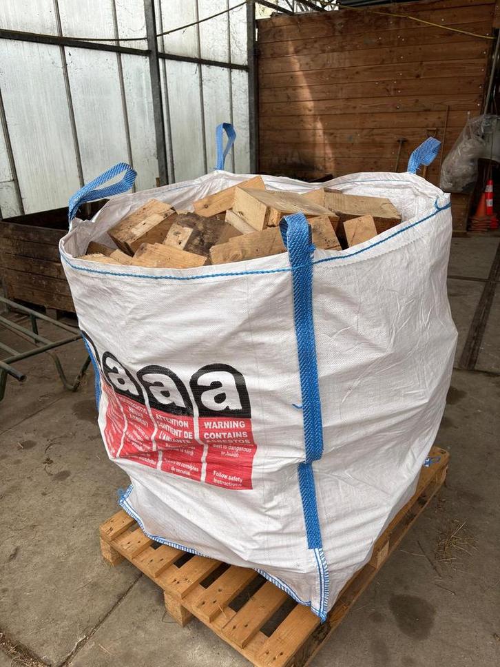 Kuub zakken haardhout brandhout in blokken, Tuin en Terras, Haardhout, Blokken, Overige houtsoorten, 6 m³ of meer, Ophalen