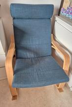 Ikea poang schommelstoel met Voetenbank, Huis en Inrichting, Fauteuils, Ophalen, Hout, Gebruikt, 50 tot 75 cm