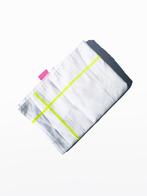 Kussenhoes wit met neon geel stiksel, Happy Friday,, Verzenden, Zo goed als nieuw, Wit, Vierkant