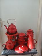 8 STUKS ROOD EMAILLE KEUKEN SPULLEN, Antiek en Kunst, Ophalen