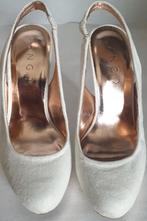Tango witte suede pumps, Pumps, Wit, Onbekend, Nieuw