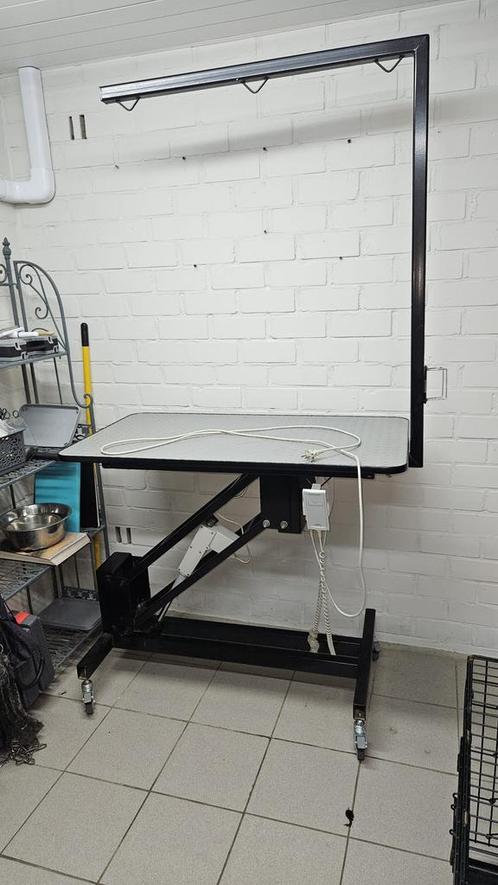 Trimsalon accessoires en producten., Dieren en Toebehoren, Honden-accessoires, Gebruikt, Ophalen
