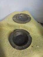 2239) 2 oude messing asbakken  doorsnede 14cm, Verzamelen, Rookartikelen, Aanstekers en Luciferdoosjes, Ophalen of Verzenden, Gebruikt