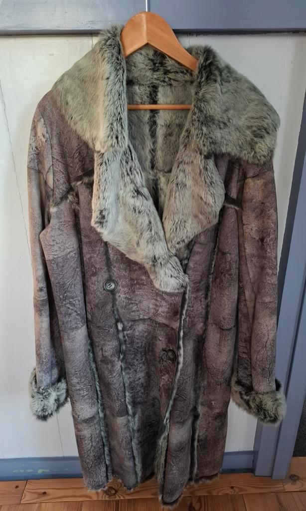 Vintage handgemaakte lange grijze dames bontjas. Mt.M/L., Kleding | Dames, Jassen | Winter, Zo goed als nieuw, Maat 42/44 (L)