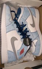 Jordan 1 Mid French Blue - Goede Staat!, Ophalen of Verzenden, Zo goed als nieuw, Blauw, Sneakers of Gympen