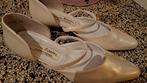 Mooie bruidsschoenen maat 38 - 1x gedragen, Kleding | Dames, Schoenen, Schoenen met lage hakken, Beige, Ophalen of Verzenden, Zo goed als nieuw