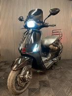 VESPA SPRINT 4T 2V 2016 SNOR GLANS ZWART FULL OPTION, Fietsen en Brommers, Snorfietsen en Snorscooters, Ophalen, Zo goed als nieuw