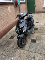 Piaggio zip project, Fietsen en Brommers, Scooters | Piaggio, Ophalen, Zo goed als nieuw, Benzine, Zip