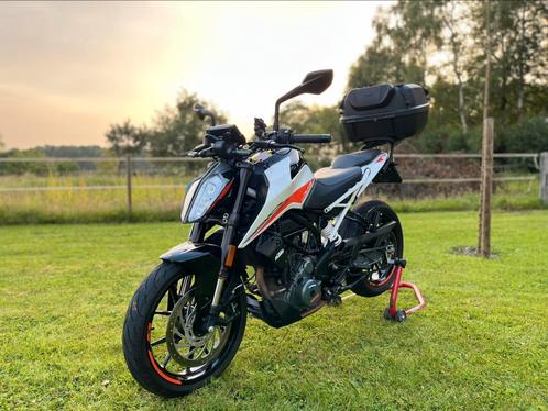 KTM Duke 390 2023 - 4940 km - (32 KW/ A2) - Quickshifter, Motoren, Motoren | KTM, Particulier, Naked bike, Ophalen