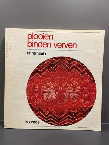 Plooien Binden Verven - Anne Maile beschikbaar voor biedingen