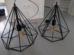 RoMi twee metalen zwarte hanglampen 27 september GRATIS, Huis en Inrichting, Ophalen, Zo goed als nieuw, Minder dan 50 cm