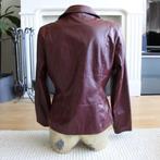 Mooie Bordeaux Rood Leather Look Jas (Maat 38) € 25,-, Kleding | Dames, Maat 38/40 (M), ---, Ophalen of Verzenden, Zo goed als nieuw