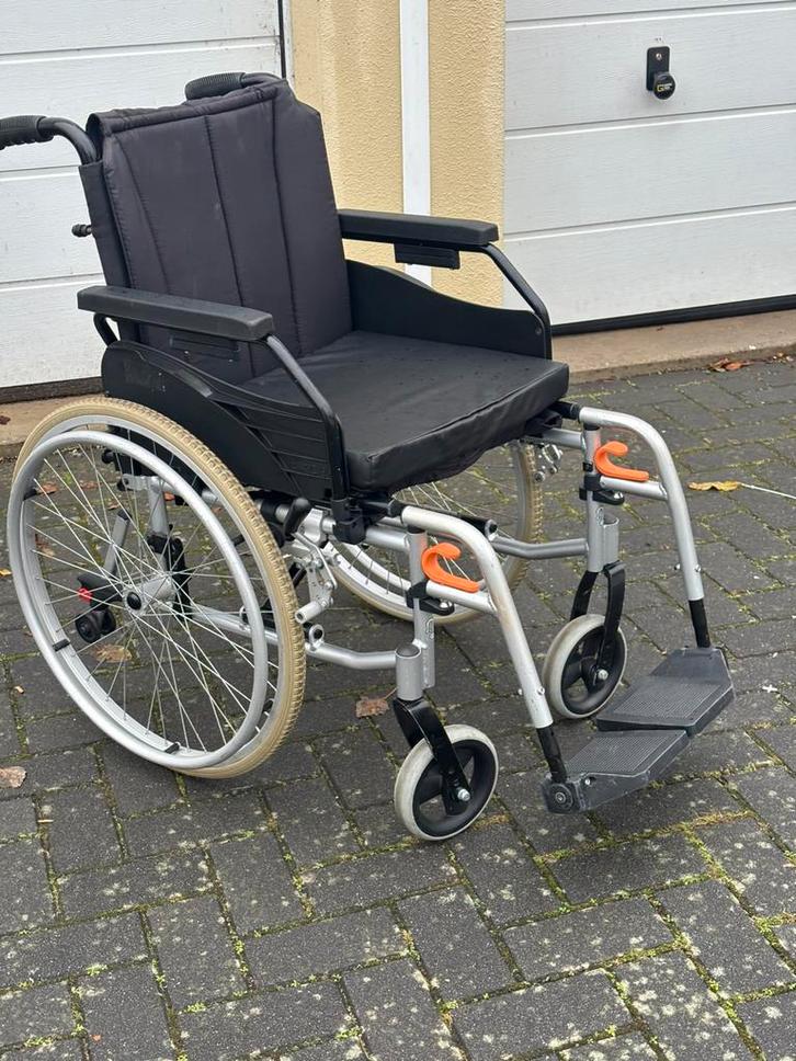 Inklapbare Rolstoel van Excel  nu €115,00., Diversen, Rolstoelen, Gebruikt, Handbewogen rolstoel, Inklapbaar, Ophalen of Verzenden