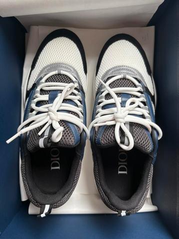 Dior b22 blauw maat 42 beschikbaar voor biedingen