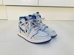 Nike Air Jordan 1  uniseks zgan mt 39, Ophalen of Verzenden, Zo goed als nieuw, Jongen of Meisje, Schoenen
