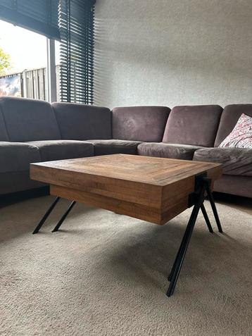 Set van 2 Vierkante Salontafels - Hout & Metaal beschikbaar voor biedingen
