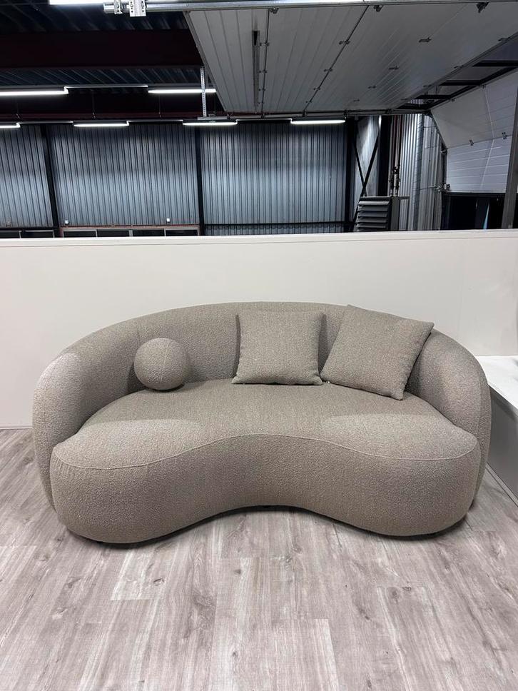 Label51 Bank Novo 2-zits, Huis en Inrichting, Banken | Sofa's en Chaises Longues, Zo goed als nieuw, Vierpersoons of meer, 200 tot 250 cm