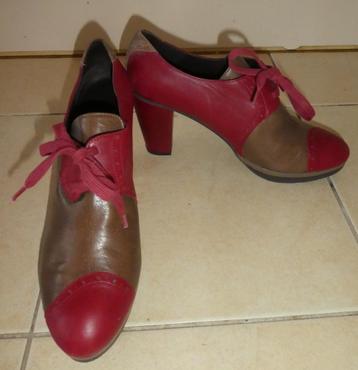 Audley oxford pumps maat 40,5 veters rood en bruin leer ZGAN beschikbaar voor biedingen
